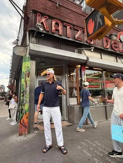 哈兰德逛街灵感引爆峡谷！KPL顶级射手“逛街流”打法全解析
